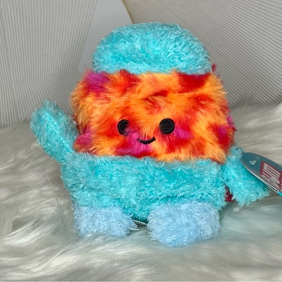 BumBumz Sara the Lava Lamp 5” NWT - Picture 1 of 3